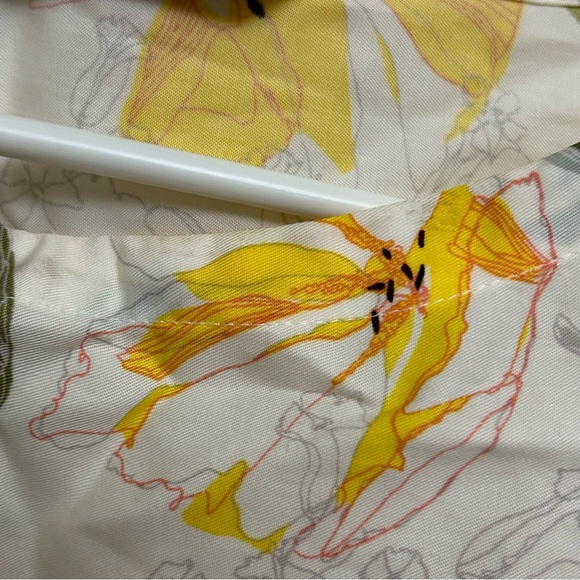 Zara Floral Top - Picture 11 of 11